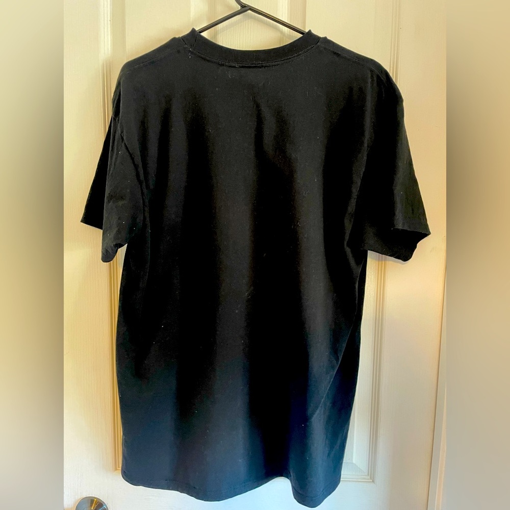 Black Santa Cruz men’s shirt size large